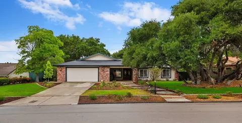 3143 Courtney Dr, Lompoc, CA 93436