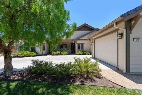 1241 Sawleaf Ln, Solvang, CA 93463 photo 4