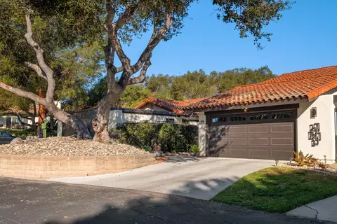 124 Oak Hill Dr, Lompoc, CA 93436 photo 2