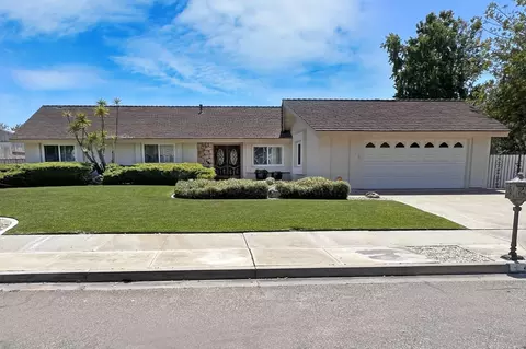440 Tallyho Rd, Santa Maria, CA 93455