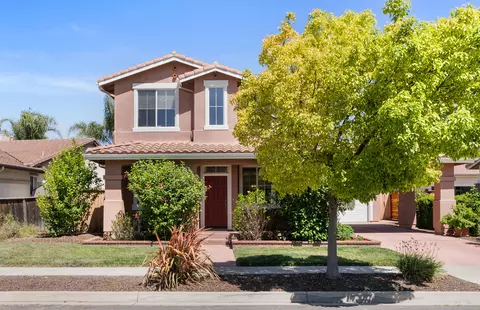 7519 Eisenhower St, Ventura, CA 93003