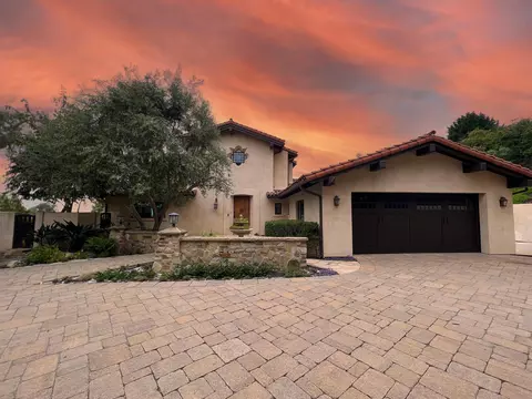 17 Celine Dr, Santa Barbara, CA 93105