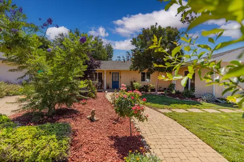 422 S Carrillo Rd, Ojai, CA 93023