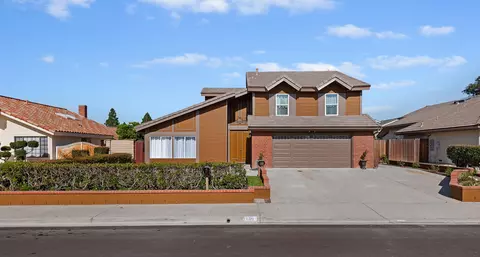 1371 Stone Meadow Dr, Camarillo, CA 93010