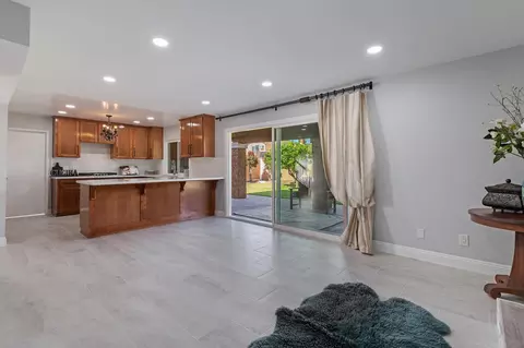 1371 Stone Meadow Dr, Camarillo, CA 93010 photo 9