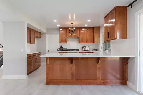 1371 Stone Meadow Dr, Camarillo, CA 93010 photo 10
