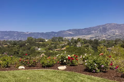 1534 Live Oak Ln, Santa Barbara, CA 93105
