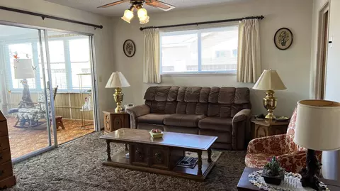 1613 W Pine Ave, Lompoc, CA 93436 photo 2