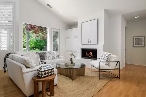 1070 Diamond Crest Ct, Santa Barbara, CA 93110