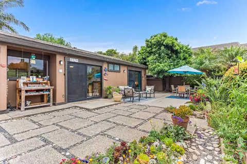 631 Avenida Pequena, Santa Barbara, CA 93111