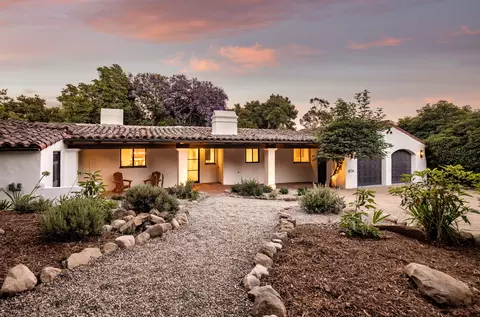 674 Oak Grove Dr, Santa Barbara, CA 93108