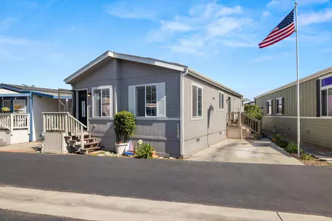 349 Ash Ave #61, Carpinteria, CA 93013 photo 2