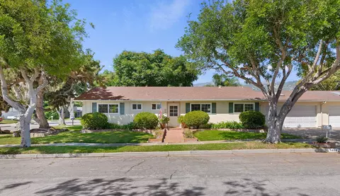 5444 Dariesa St, Carpinteria, CA 93013