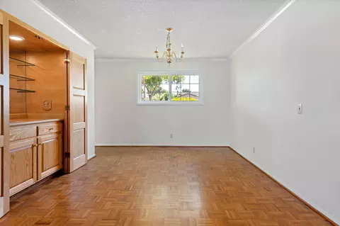 5444 Dariesa St, Carpinteria, CA 93013 photo 8