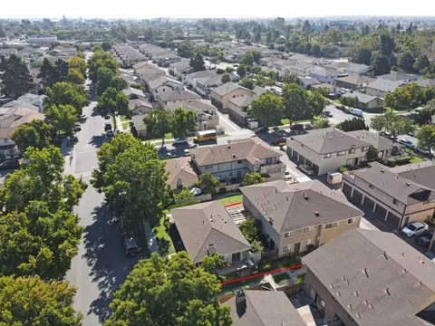 1310 Hull Pl, Oxnard, CA 93030 photo 3