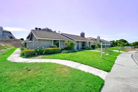 1152 Hilltop Rd #A, Santa Maria, CA 93455