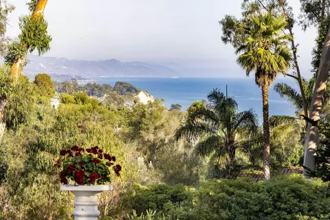 242 Ortega Ridge Rd, Santa Barbara, CA 93108