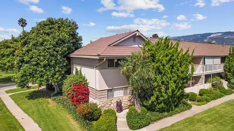 301 Moreton Bay Ln #6, Goleta, CA 93117