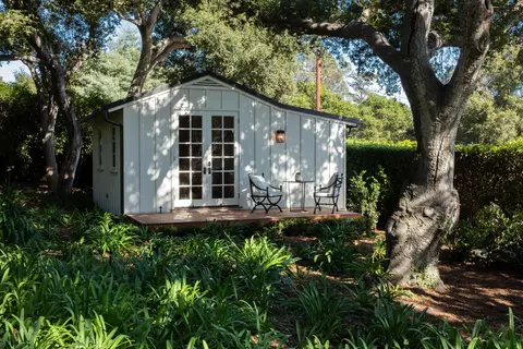 Exterior - 595 Picacho Ln, Montecito, CA 93108 photo 10 of 12