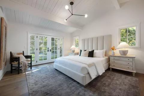 Bedroom - 595 Picacho Ln, Montecito, CA 93108 photo 3 of 3