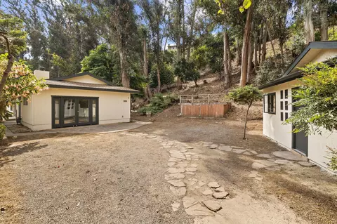929 W Victoria St, Santa Barbara, CA 93101