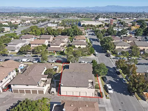 1300 Isleton Pl, Oxnard, CA 93030 photo 2