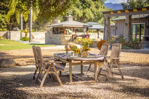Exterior - 705 S Rice Rd, Ojai, CA 93023 photo 15 of 21