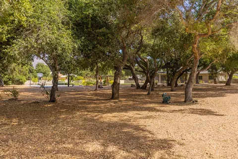 View/Area - 705 S Rice Rd, Ojai, CA 93023 photo 3 of 10