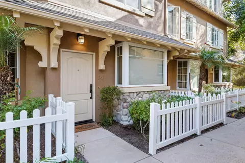 345 Kellogg Way #21, Santa Barbara, CA 93111