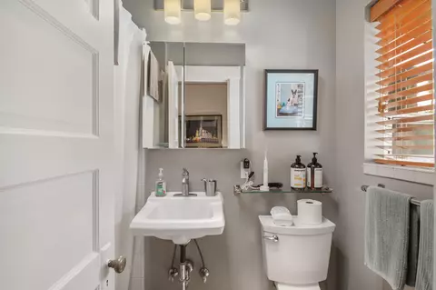 423 E Islay St, Santa Barbara, CA 93101 photo 19