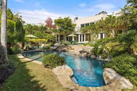 750 Picacho Ln, Santa Barbara, CA 93108