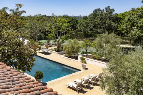 Exterior - 749 Fuera Ln, Montecito, CA 93108 photo 11 of 14