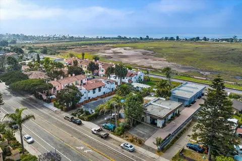 4237 Carpinteria Ave UNIT B, Carpinteria, CA 93013 photo 2