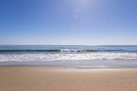 View/Area - 130 Ash Ave #12, Carpinteria, CA 93013 photo 3 of 4