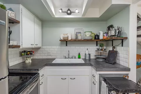 Other - 130 Ash Ave #12, Carpinteria, CA 93013 photo 2 of 3