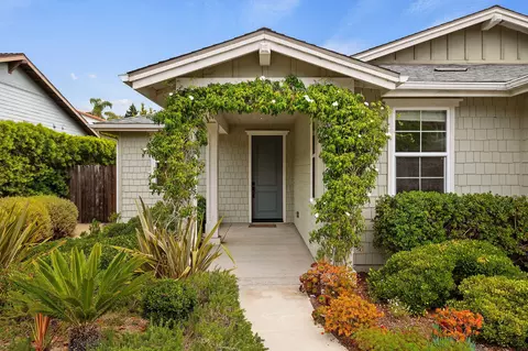 6364 Lagunitas Ct, Carpinteria, CA 93013