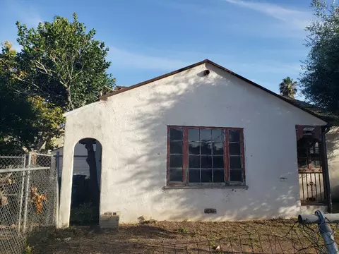 1020 Quinientos St, Santa Barbara, CA 93103