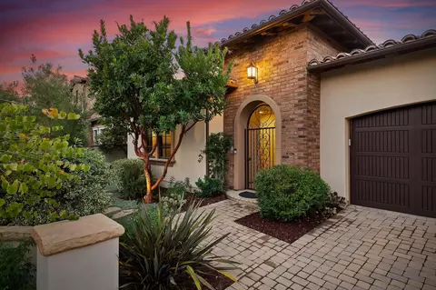 355 Island Oak Ln, Goleta, CA 93117