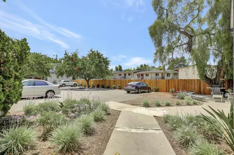 316 W Valerio St, Santa Barbara, CA 93101