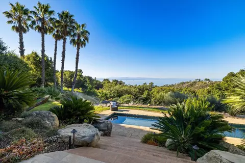 900 Toro Canyon Rd, Montecito, CA 93108