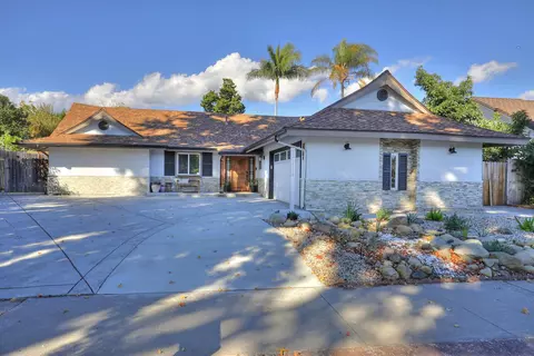 6284 Parkhurst Dr, Goleta, CA 93117