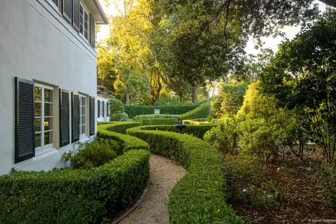 Exterior - 1545 Ramona Ln, Montecito, CA 93108 photo 9 of 9