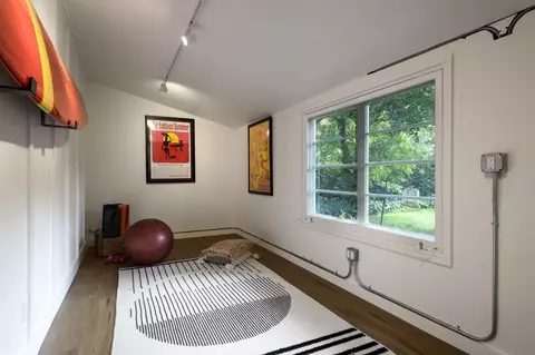 Bedroom - 1545 Ramona Ln, Montecito, CA 93108 photo 5 of 5