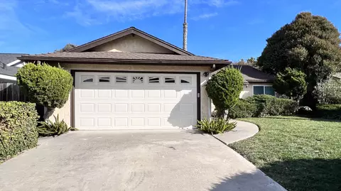 516 S R St, Lompoc, CA 93436