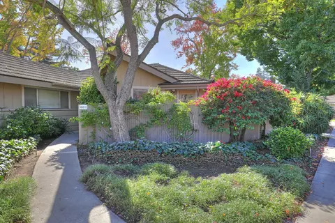 5808 Encina Rd #1, Goleta, CA 93117