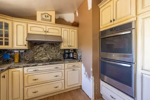 12523 Treeranch Rd, Ojai, CA 93023 photo 6