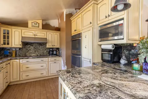 12523 Treeranch Rd, Ojai, CA 93023 photo 5