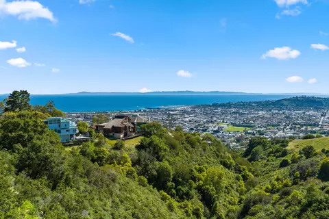 739 Alturas Del Sol, Santa Barbara, CA 93103