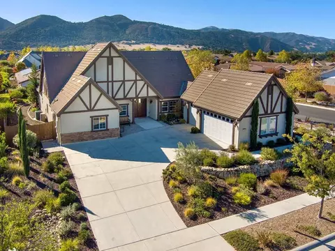 1227 Hans Pk Trl, Solvang, CA 93463