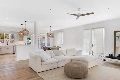 18 W Victoria St #215, Santa Barbara, CA 93101